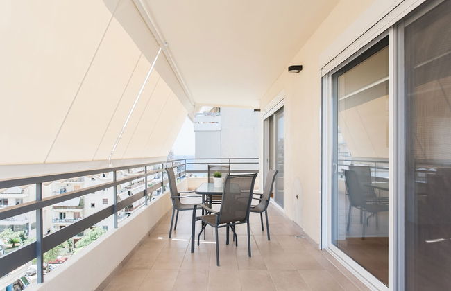 Celestial 3BR Apartment with Balcony - Foto 30