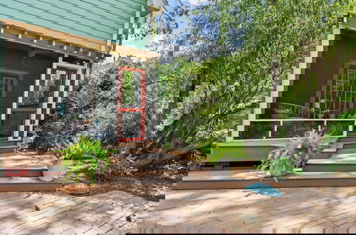 Foto 42 - Bayou Bungalow by Avantstay Walk to Boat Ramp & Bay Private Yard