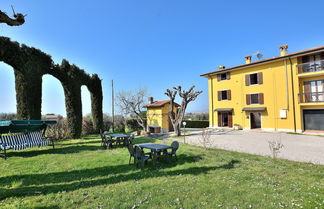 Photo 1 - Apartment Rosa Bourbon With Pool