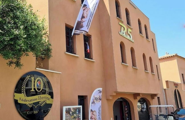 Hôtel Riad 5 Studio Cap Libertin Village Naturiste - Foto 1