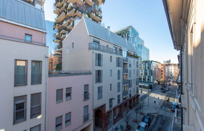 JOIVY Apartment, Window to the Vertical Forest - Photo 15