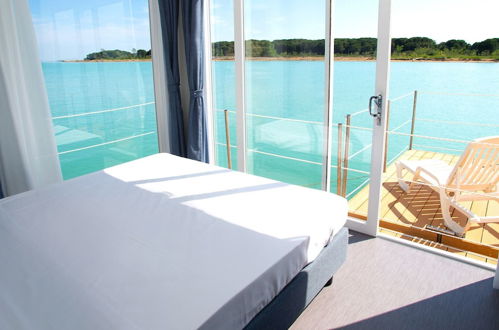 Photo 10 - Floating Resort