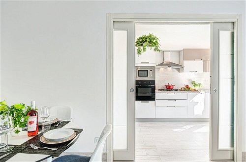 Photo 10 - Total White Home Sorrento
