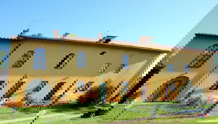 Photo 1 - Spacious Apartment in Vinci With Pool and Garden