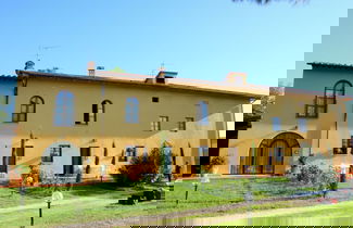 Foto 1 - Spacious Apartment in Vinci With Pool and Garden