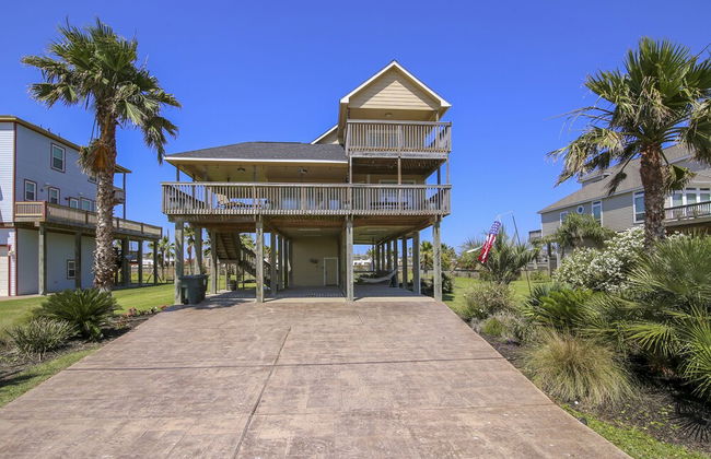 Beach Retreat - Photo 1