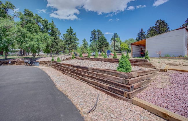 Garden-level Perfect Hot tub Fire Pit & More! - Photo 28