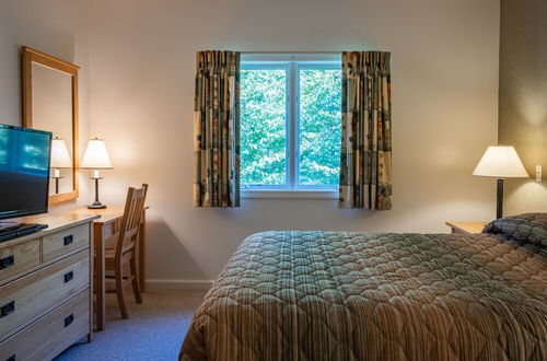 Photo 16 - Smugglers' Notch Resort Private Suites