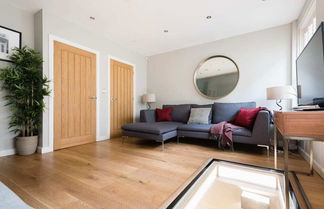 Photo 1 - The Escalier Mews - Stunning 3BDR Mews Home Flooded with Natural Light