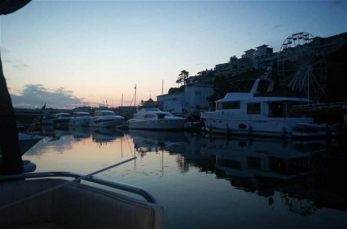 Photo 5 - Bed on a Boat Holiday in the Heart of Torquay