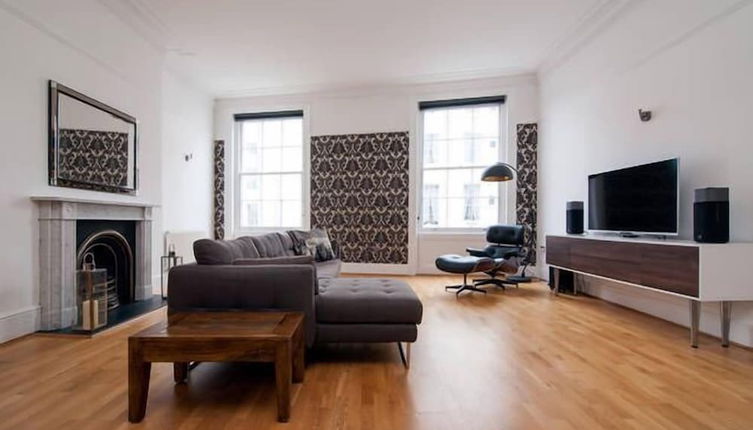 Photo 1 - Queens Circus Serviced Apartment