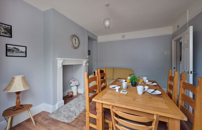 Detached 3 Bed House, Ideal for Long Stays & Pets - Photo 9