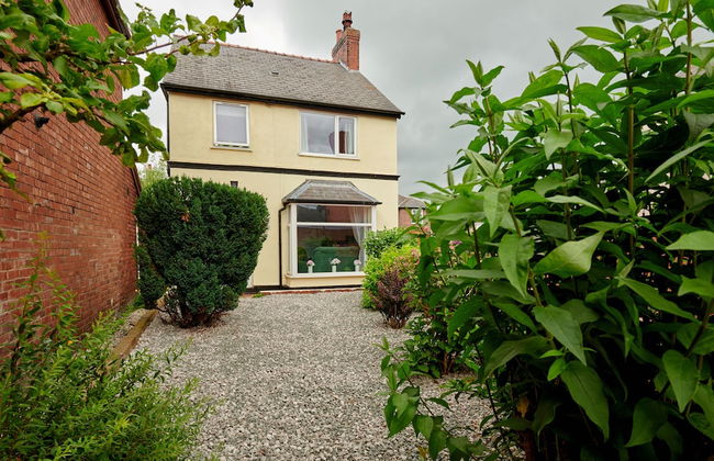 Detached 3 Bed House, Ideal for Long Stays & Pets - Photo 18
