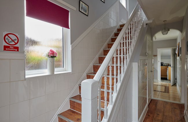 Detached 3 Bed House, Ideal for Long Stays & Pets - Photo 15