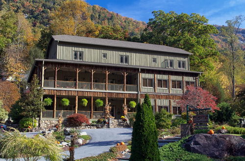 Foto 1 - The Esmeralda Inn at Lake Lure