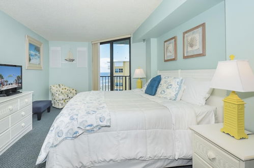 Photo 7 - Ocean Trillium Suites