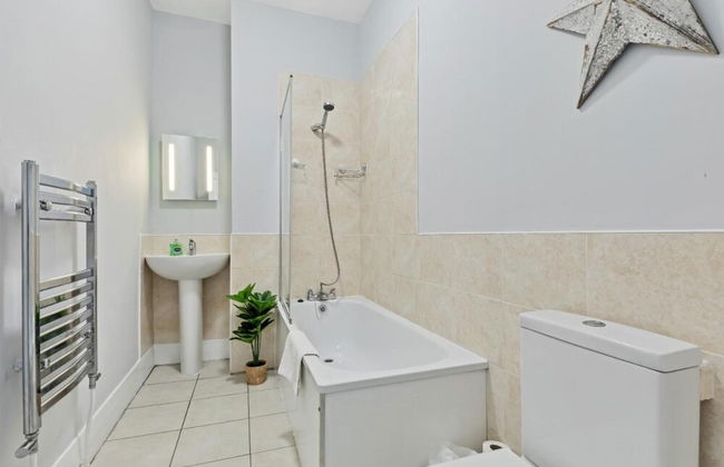 Hove Actually House - 4 Bedrooms - Garden - Foto 14