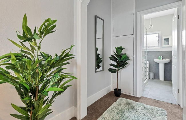 Hove Actually House - 4 Bedrooms - Garden - Foto 13