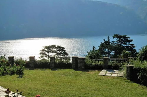 Photo 35 - Villa Oliveto with Pool and Lake view