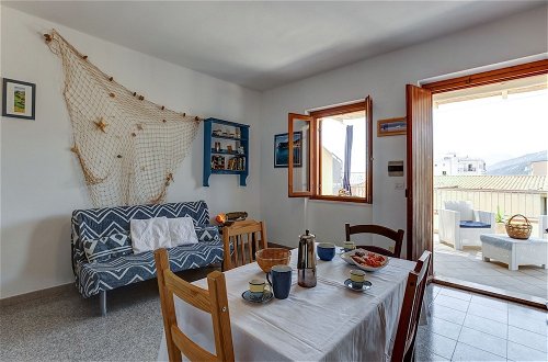 Foto 12 - Restful Apartment in Cala Gonone with Balcony near Sea Beach