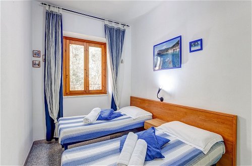 Foto 6 - Restful Apartment in Cala Gonone with Balcony near Sea Beach