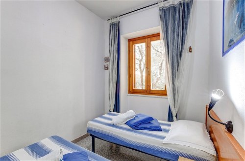 Foto 4 - Restful Apartment in Cala Gonone with Balcony near Sea Beach
