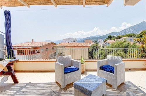 Foto 35 - Restful Apartment in Cala Gonone with Balcony near Sea Beach