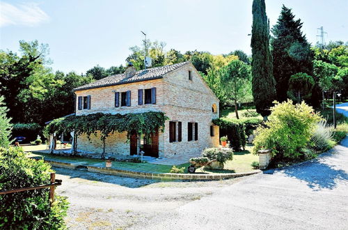 Photo 31 - Elegant Villa in Montecosaro Italy with Hot Tub