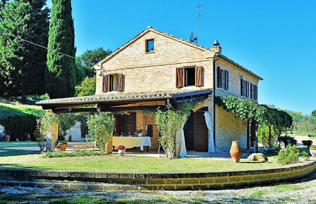 Elegant Villa in Montecosaro Italy with Hot Tub - Foto 1