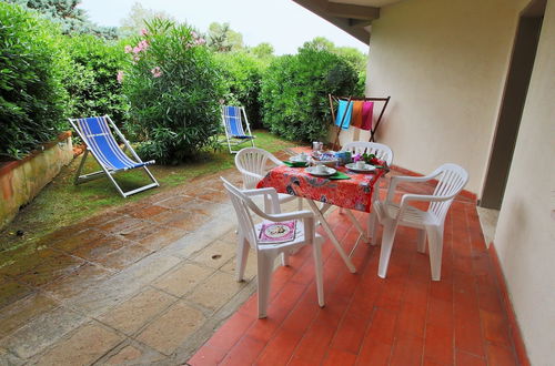 Photo 14 - Scenic Holiday Home in Giannella near Beach