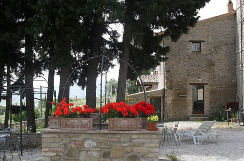 Photo 29 - Beautiful Farmhouse with Hot Tub in Umbria