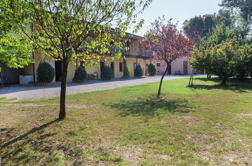 Photo 28 - Cozy Cottage in Portomaggiore near Lake