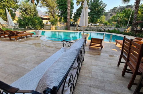 Foto 15 - Stunning 4-bed Villa in Dalyan Plus 2 Apartments