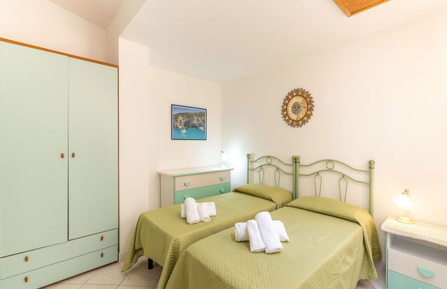 Sprawling Apartment in Cala Gonone near Cala Fuili Beach - Foto 2