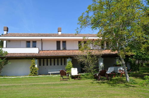 Foto 30 - Villa With Garden and Splendid Panorama, Near the Coast