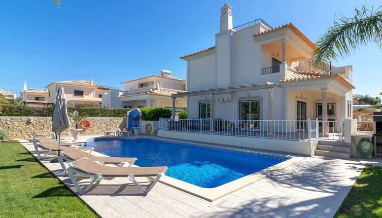 Foto 1 - Luxury Villa in Albufeira With Heated Private Pool