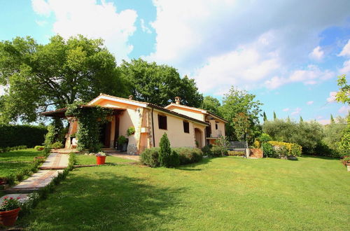 Photo 24 - Holiday Home in Selci With Pool