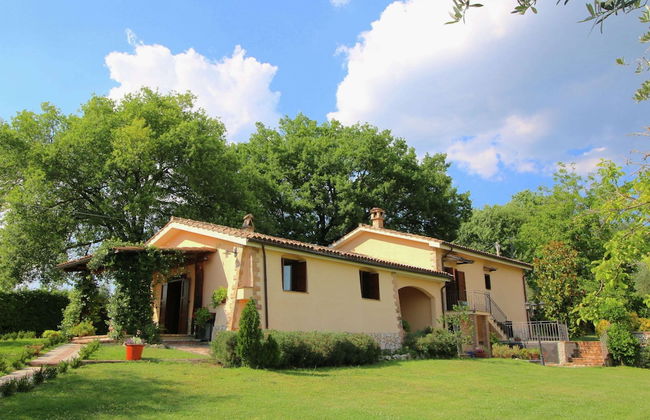 Holiday Home in Selci With Saltwater Pool - Foto 1