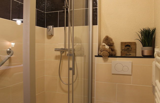 Bellignat Appart Hotel - Foto 8