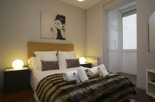 Photo 10 - BarcelonaForRent The Gaudi Suites