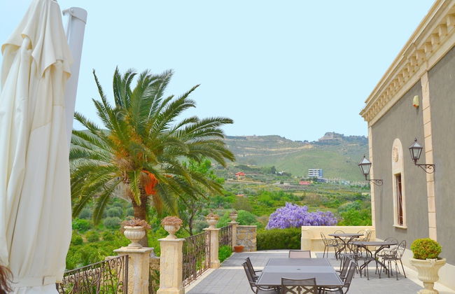 Elegant, Historical Villa with Swimming Pool in Rural Region near Etna - Foto 33