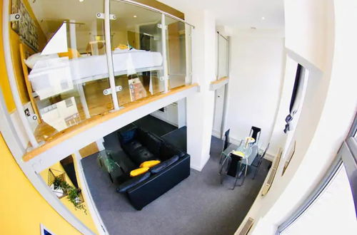 Photo 3 - Lovely 1-bed Mezzaine Apartment in Nottingham