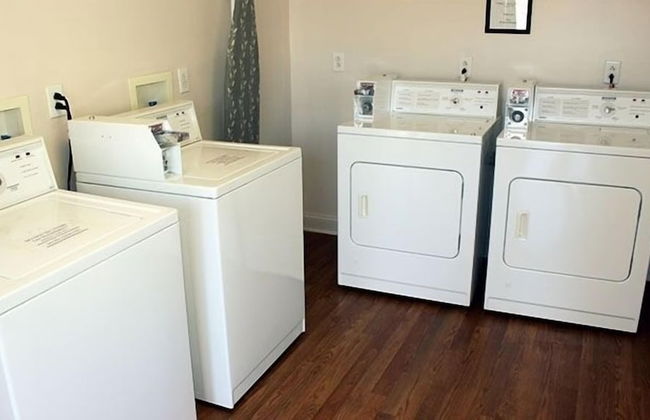 Affordable Suites Wilson - Photo 11