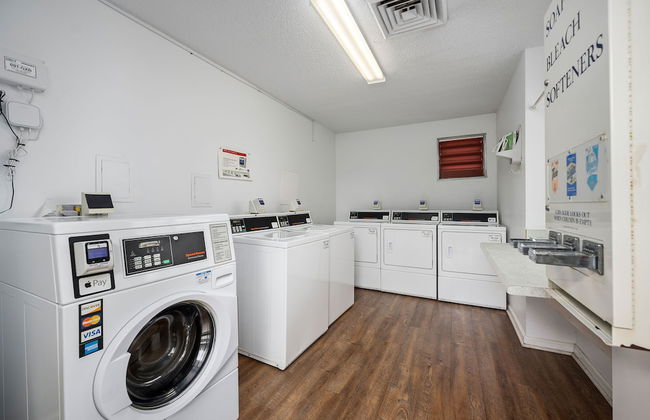 Affordable Suites Wilson - Photo 12