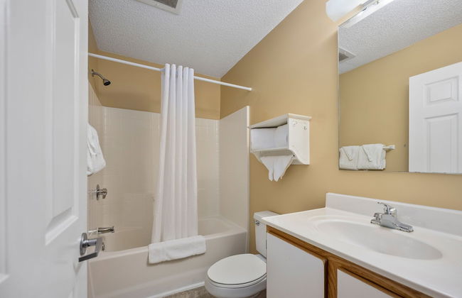 Affordable Suites Wilson - Photo 10