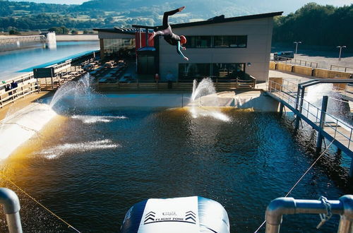 Photo 9 - Surf Snowdonia