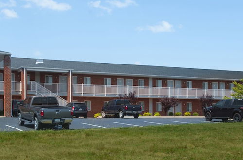 Photo 63 - Affordable Suites of America Waynesboro