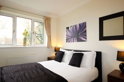 Photo 4 - Berkshire Rooms-Bracknell