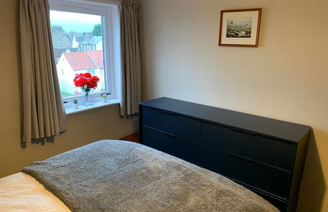 NEW Superb One Bedroom Getaway in Dysart Kirkcaldy - Foto 2