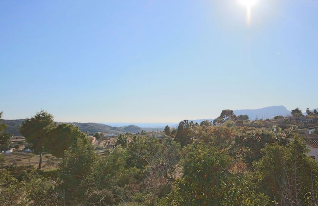 Private 4-bedroom Villa w/ Pool, Summer Kitchen & Expansive Living Space - Foto 38